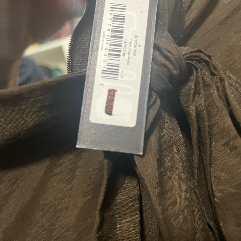 Steve Madden Women's Sutton Bow Tie Neck Top medium $79 macys - Picture 4 of 4